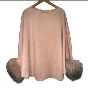 Dolce Cabo Blush Poncho Top with Real Dyed Asiatic Raccoon Fur Cuffs Sz S/M NWT